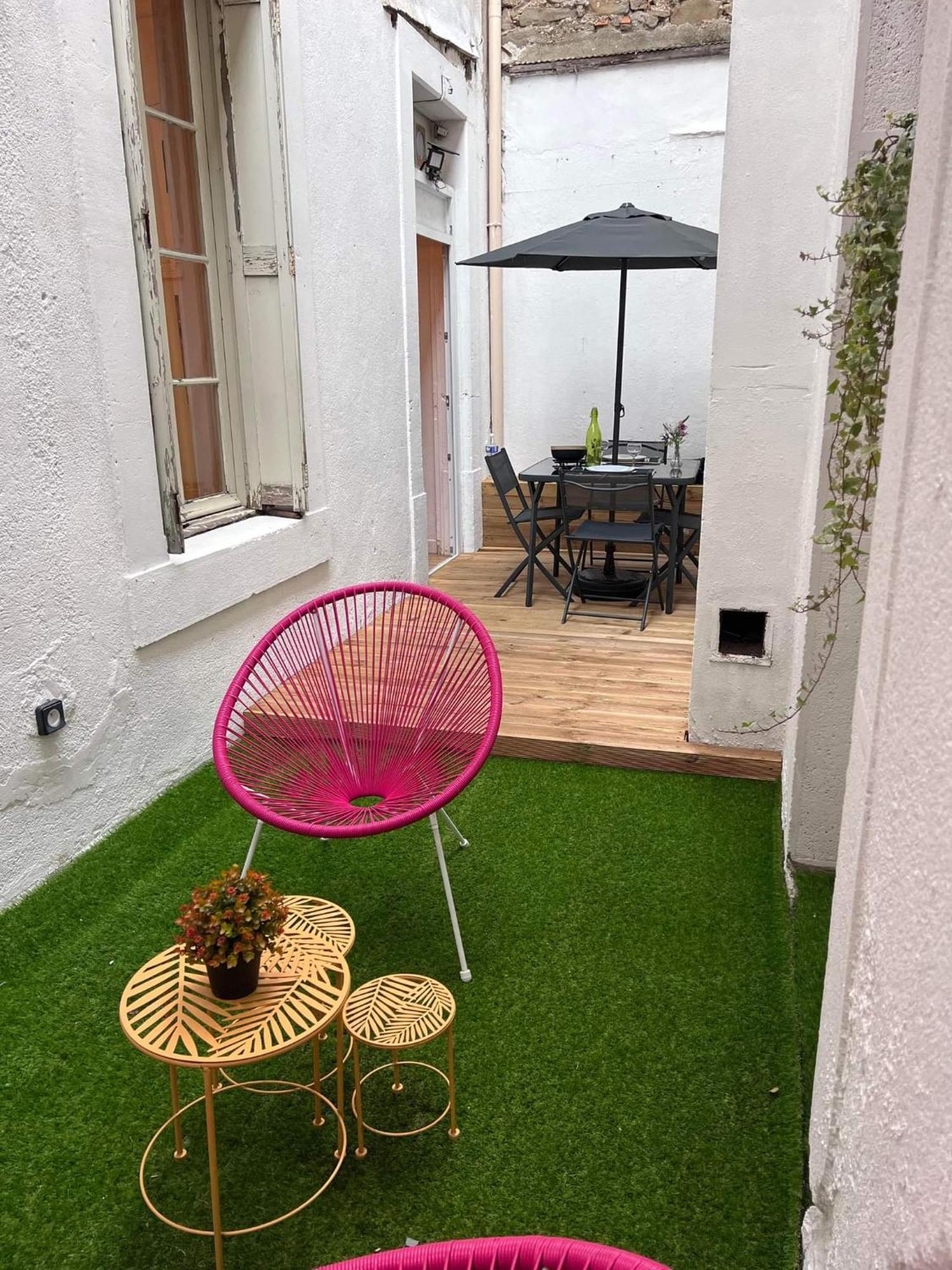 Charmant appartement climatisé aux pieds de la cité Carcasona Exterior foto