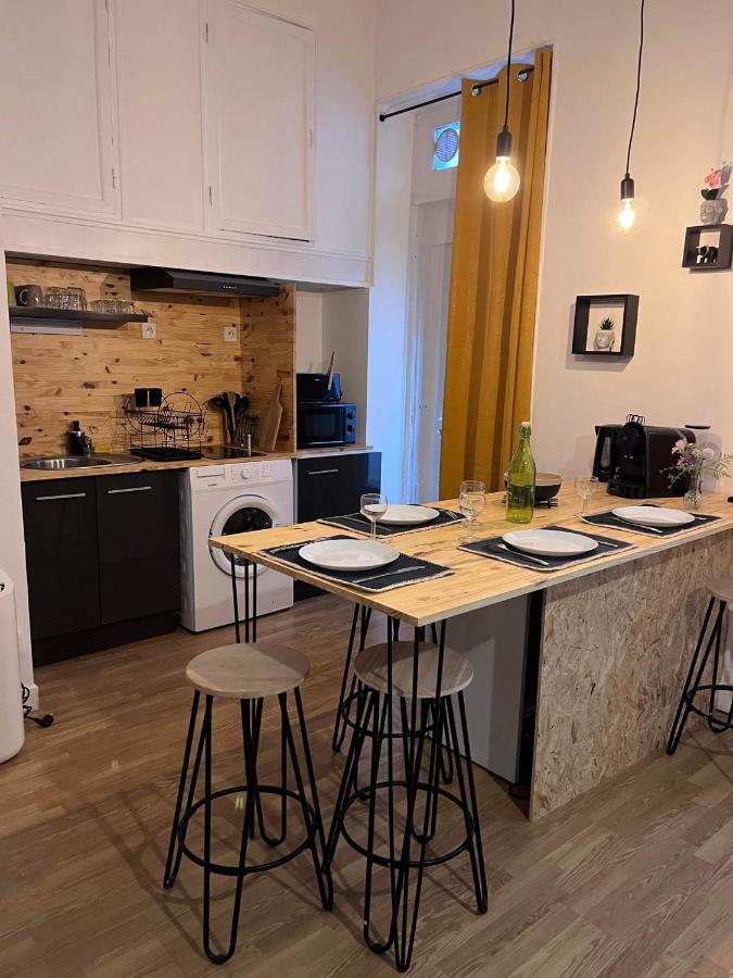 Charmant appartement climatisé aux pieds de la cité Carcasona Exterior foto